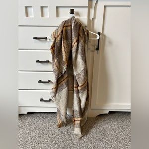 Women’s Large Scarf!